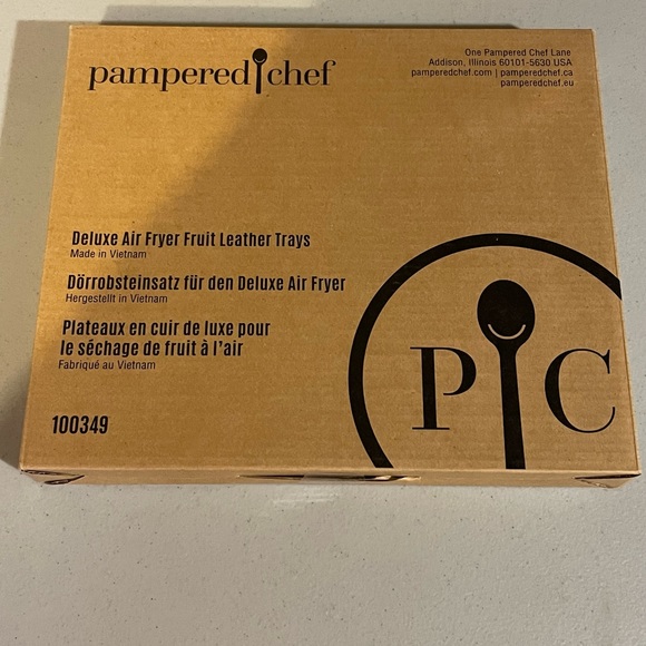 Pampered Chef Kitchen Pampered Chef Deluxe Air Fryer Leather Fruit